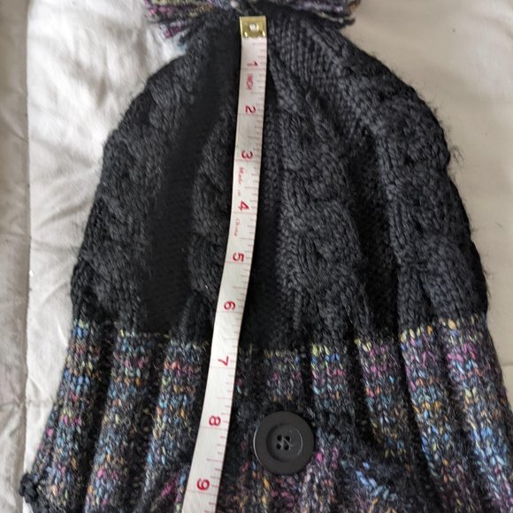 Women's Columbia Black Hat & Scarf w/ Pocket - Picture 7 of 8